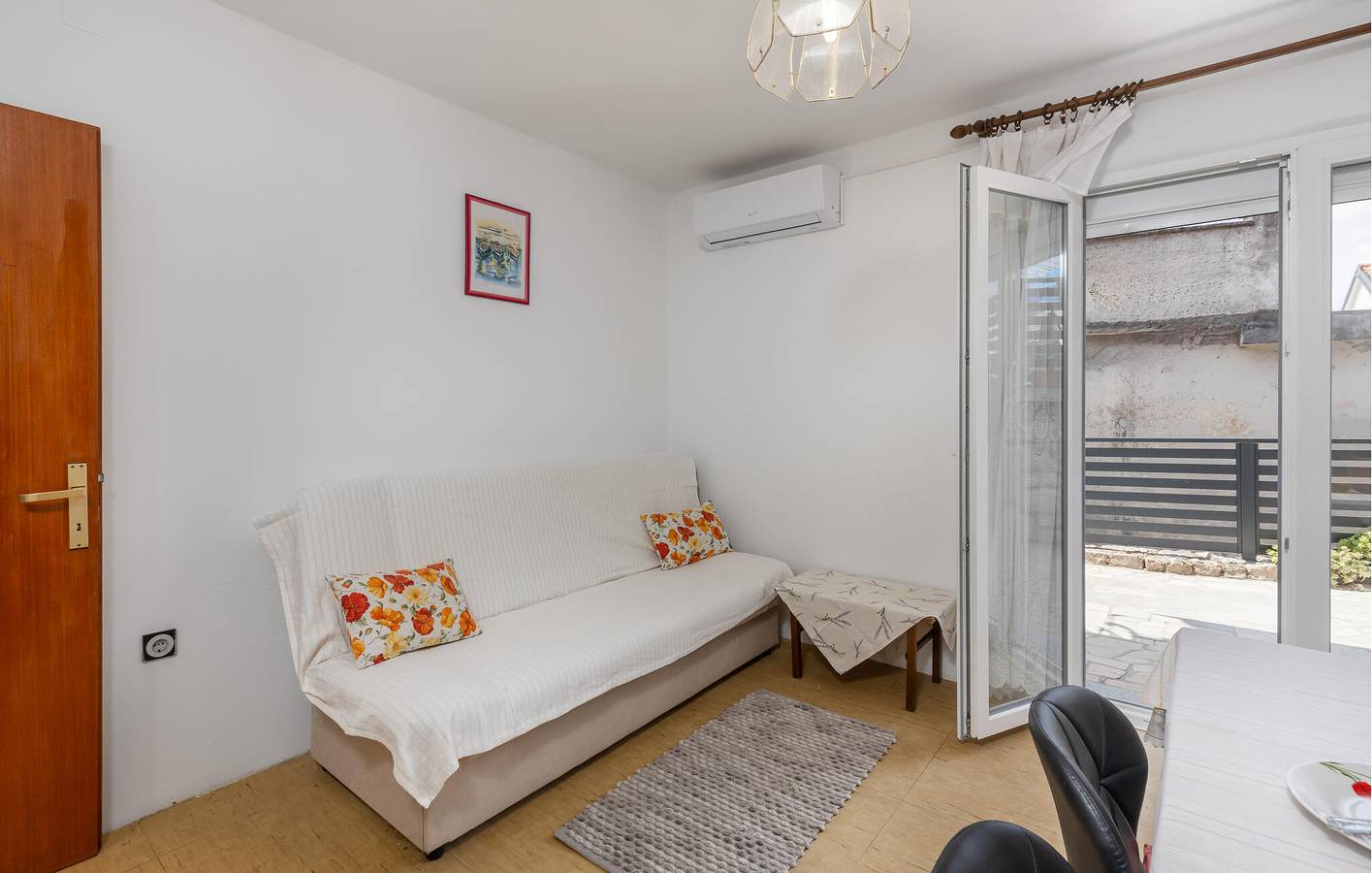 Ganze Ferienwohnung, Gemütliche Ferienwohnung, 2 km vom Strand entfernt, mit WLAN und Klimaanlage in Selce, Primorje-Gorski Kotar