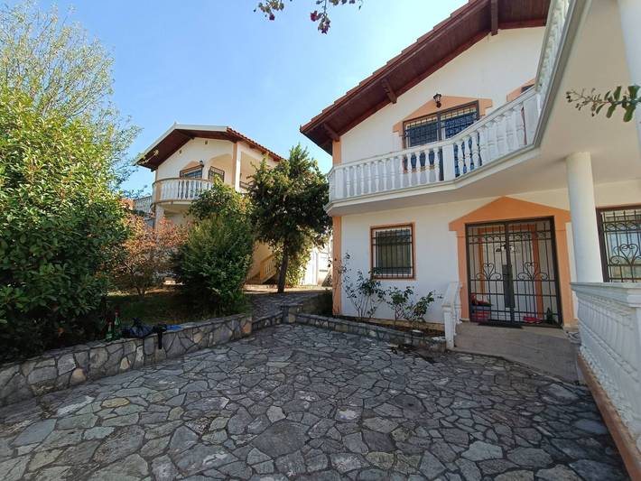 Ferienhaus für 12 Personen, mit Balkon/Terrasse in Montenegro