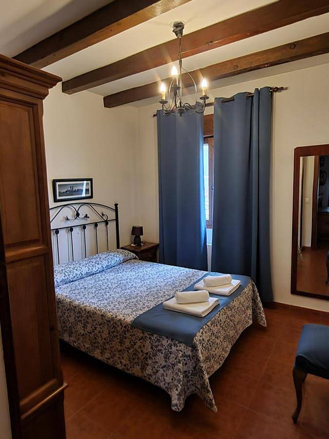 Location de vacances pour 22 personnes, avec balcon ainsi que piscine et vue à El Barraco - 3