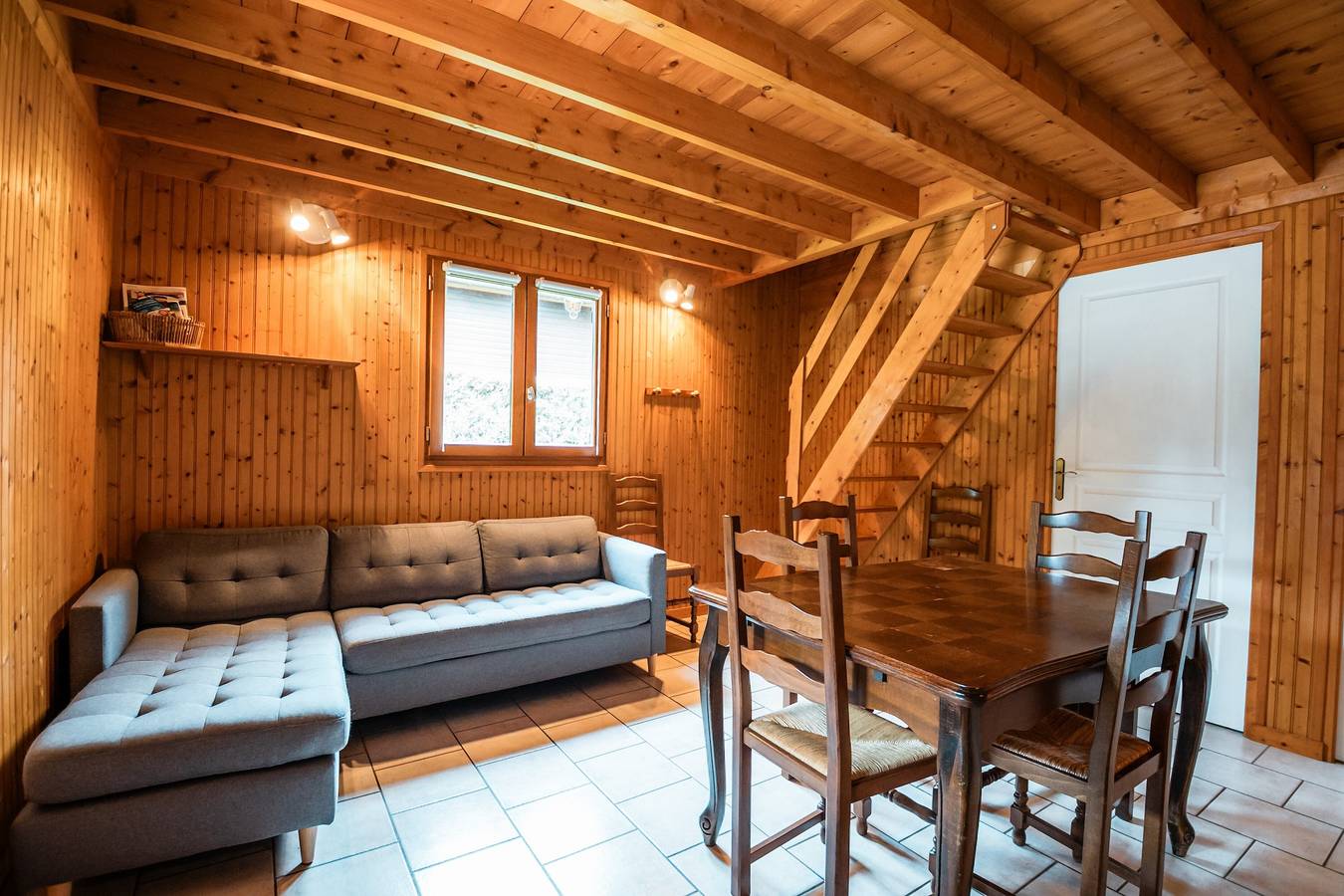 Chalet Belle Normande 6 pers avec piscine partagée, terrasse et Wi-Fi in Livarot-Pays-d'Auge, Région de Lisieux