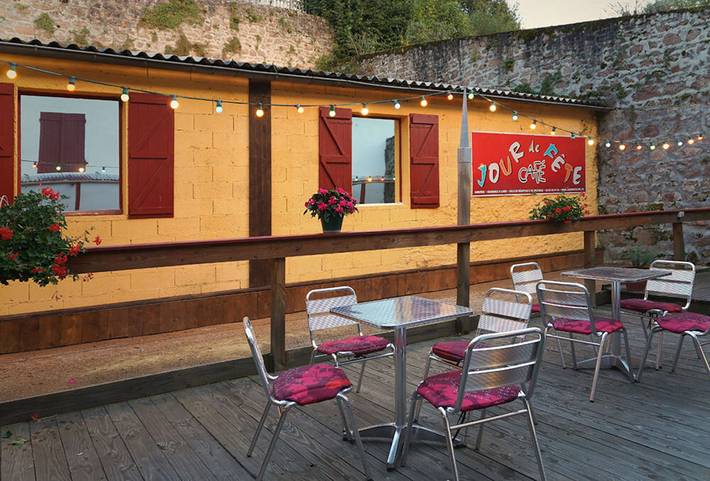 Gîte pour 14 personnes, avec terrasse, animaux acceptés dans Saône-et-Loire - 2