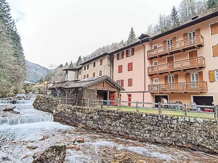 Gîte pour 7 personnes, avec balcon à Rabbi