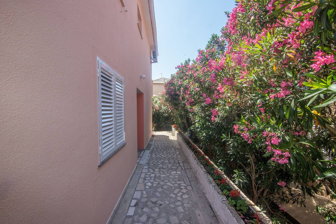Apartment and Rooms Amenka in Novalja, Pag