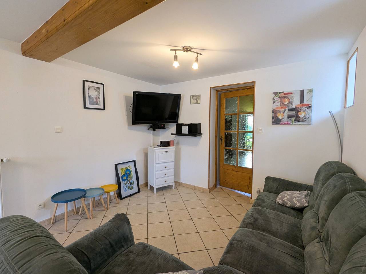 Gîte authentique avec terrasse couverte, 16 km de Gérardmer, 4 chambres, équipement bébé, Wi-Fi inclus in Aumontzey, Saint-Dié-des-Vosges