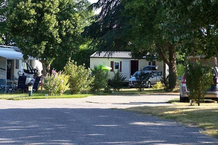 Camping pour 10 personnes