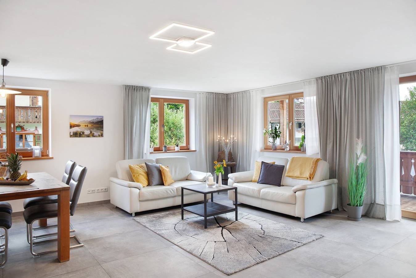 Ganze Wohnung, Ferienwohnung "Falkenstein" mit Bergblick, Balkon, Sauna und Wi-Fi in Garmisch-Partenkirchen, Bayerische Alpen