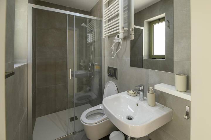 Gîte pour 2 personnes, avec terrasse à Amarante - 2