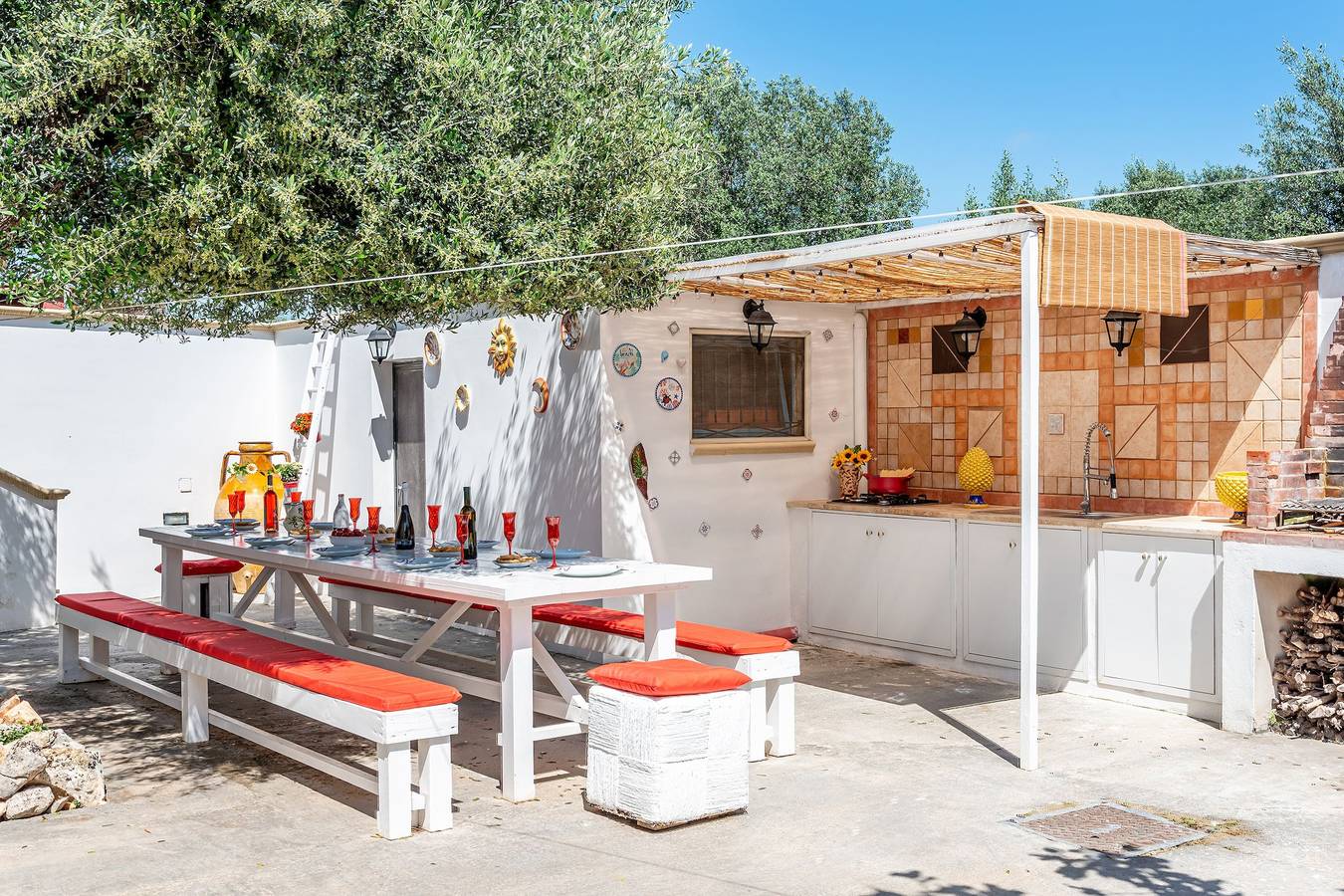 Villa Simone Vacation Villa With Garden in Sava, Tarent Provinz
