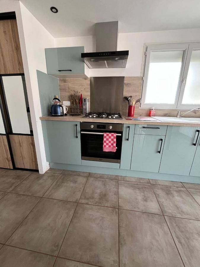 Gîte pour 3 personnes, avec jardin et piscine à Grignan - 4