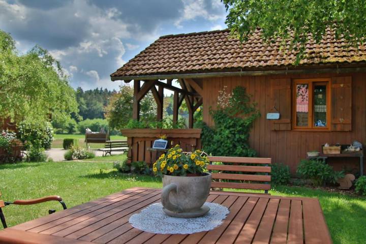 Bungalow für 8 Personen, mit Ausblick und Garten in Franken - 3