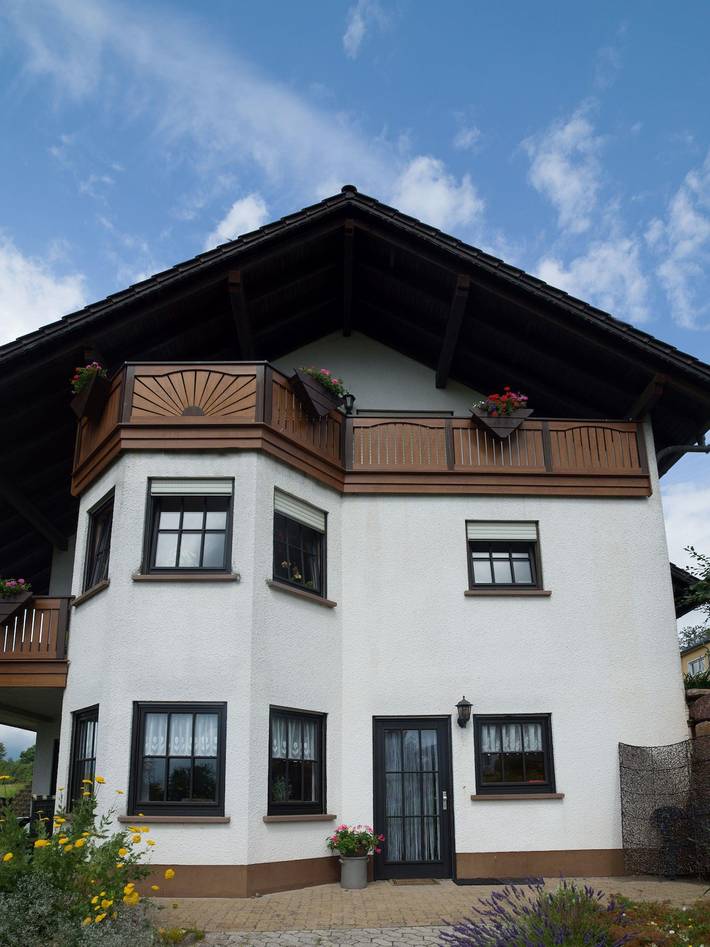 Ferienwohnung für 4 Personen, mit Balkon und Terrasse sowie Garten