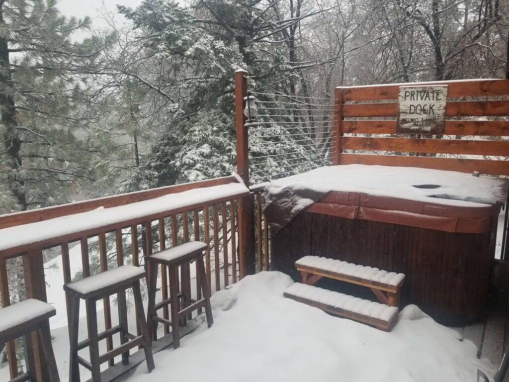 The Stargazer Chalet-Views From the very Top of Moonridge in Moonridge, Big Bear Lake