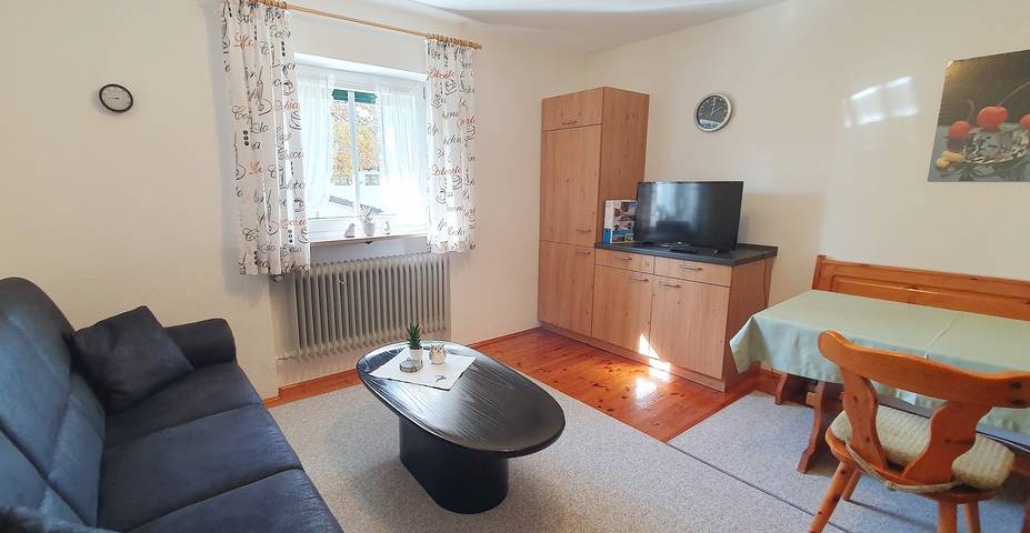 Ferienwohnung für 2 Personen, mit Garten in Chieming - 2