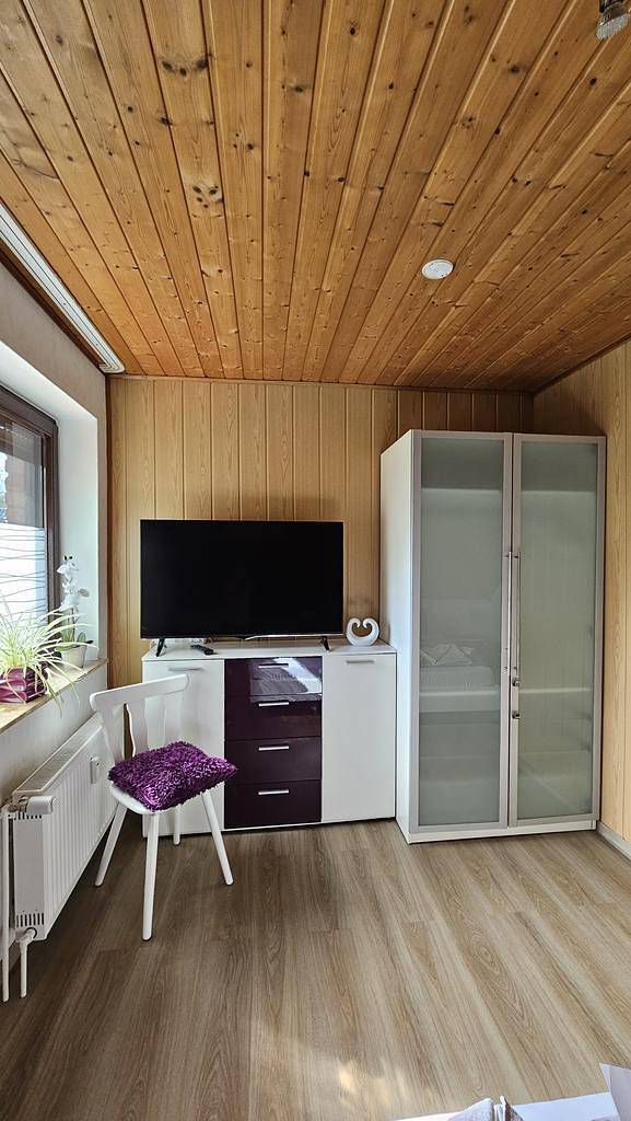 Ganze Ferienwohnung, Appartement/Fewo, Dusche oder Bad, Wc, 3 Schlafräu in Unterlüß, Naturpark Südheide