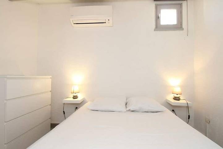 Gîte pour 2 personnes, avec balcon dans Port De Balaruc Les Bains - 2