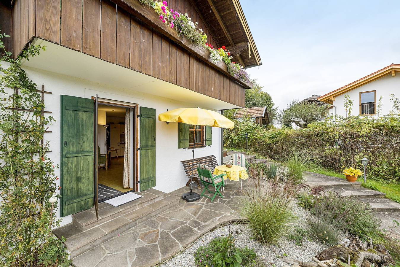 Ganze Wohnung, Ferienwohnung 'Kauderer - Wohnung 1' mit Privatterrasse, Gemeinschaftsgarten und Wi-Fi in Waging am See, Rupertiwinkel