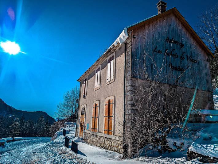 Gîte pour 12 personnes, avec Jardin