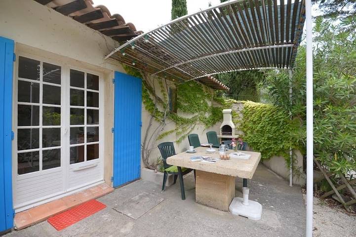 Ferienhaus für 2 Personen, mit Whirlpool und Pool sowie Garten - 1