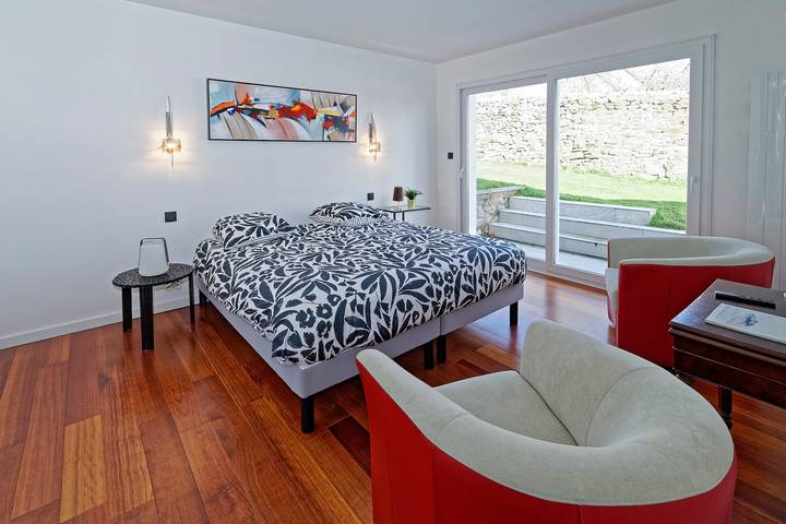 Location de vacances pour 8 personnes, avec jardin et terrasse à Plougonvelin - 4