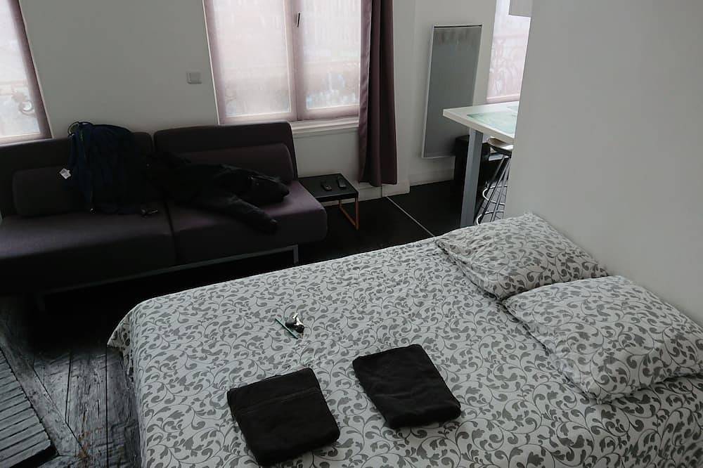Apartamento entero, Estudio-Confortable-Baño privado-Vista a la Calle-Studio Hypercentre in Lille, Lille region