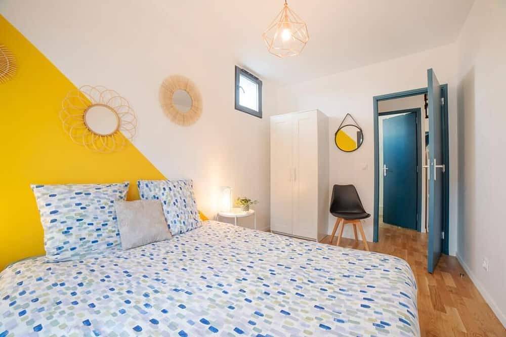 Appartement entier, Duplex House * Grand Paris - 4 Chambres - 2 Sdb - Parking - Près de Paris in Villejuif, Val-de-Marne