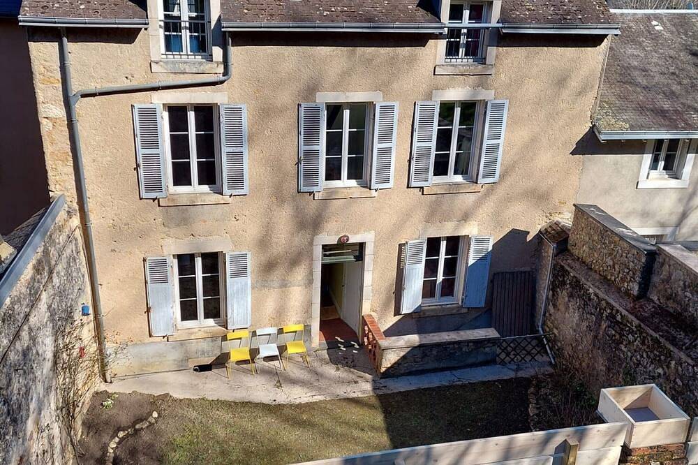 Casa rural Argenton-sur-Creuse, 6 dormitorios, 15 personas in Argenton-sur-Creuse, Región de Châteauroux