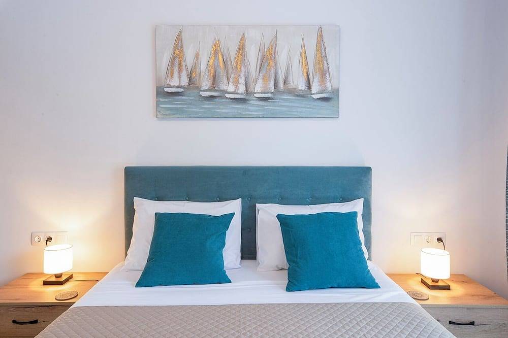 Family Villa Ami - private minigolf, outdoors gym, heated pool - 2min from beach in Roda, Korfu