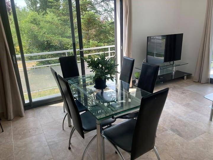 Two-Bedroom House in Castelnaudary, Région de Carcassonne