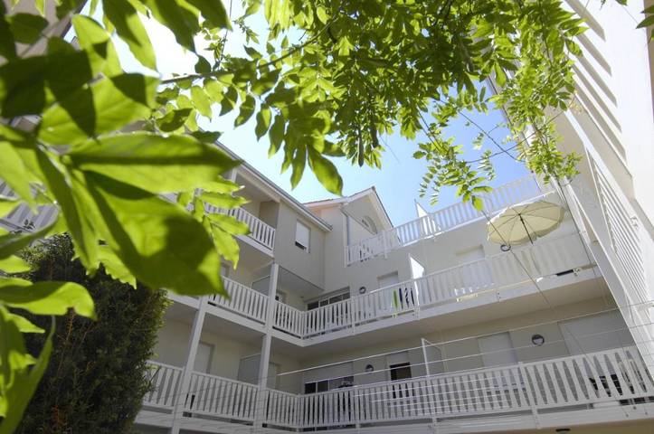 Location de vacances pour 6 personnes, avec balcon dans Parc Mauresque Arcachon - 3