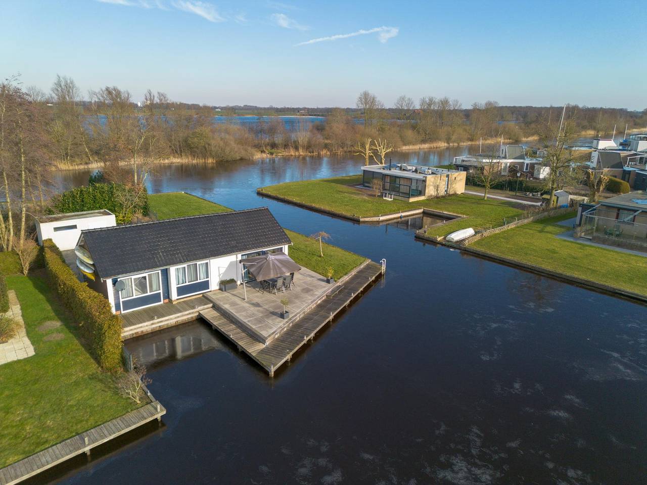 Wellnessaufenthalt auf dem Wasser in Friesland
 in Boornzwaag, De Friese Meren