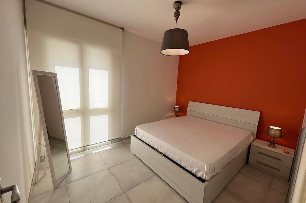 Entire apartment, 2 Bedroom Apartment in Marina di Pescoluse in Marina di Pescoluse, Pescoluse