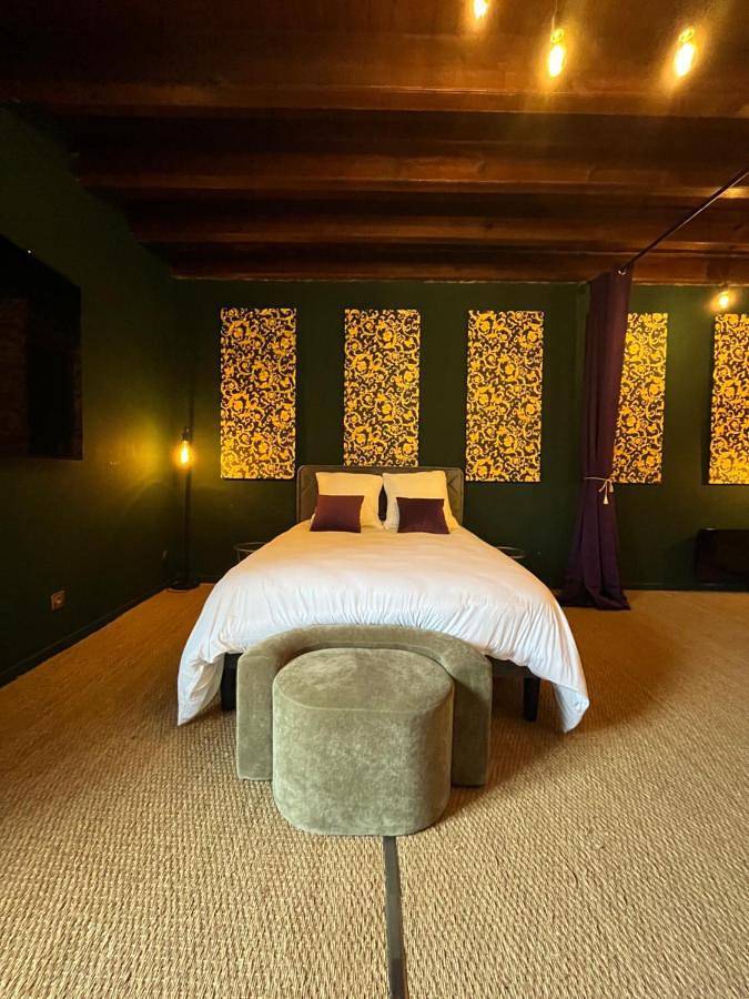 Location de vacances pour 12 personnes, avec Terrasse à Moutiers-sur-le-Lay