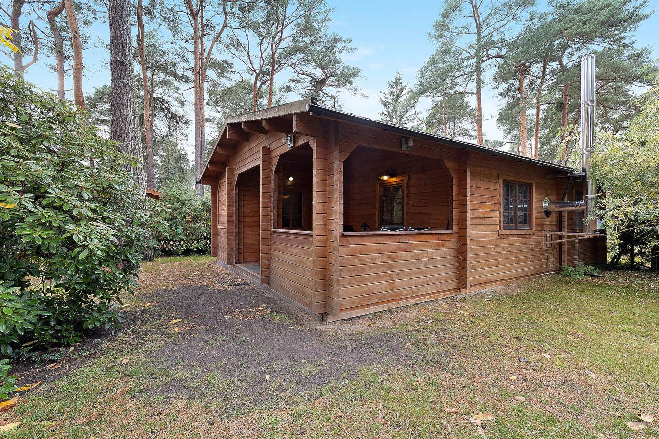 Ganze Wohnung, Ferienwohnung 'Waldblick' mit privater Terrasse, privatem Garten und Wi-Fi in Treptow - Köpenick, Müggelsee