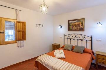 Casa Rural para 12 Personas en Montefrío, Provincia de Granada, Foto 1