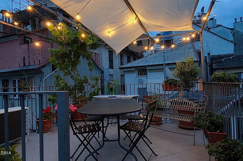 Appartamento intero, La piccionaia - Le Case del Dria - Roof terrace in Genova (Città), Genoa