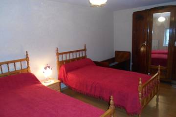 Location De Vacances pour 6 Personnes dans Fleurat, Région de Guéret, Photo 4