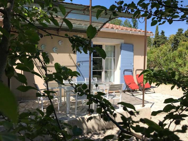 Location de vacances pour 4 personnes, avec jardin et piscine à Loriol-du-Comtat - 2