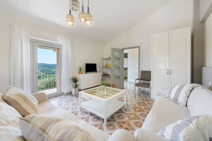 Ferienhaus für 9 Personen, mit Balkon und Garten am Gardasee - 4
