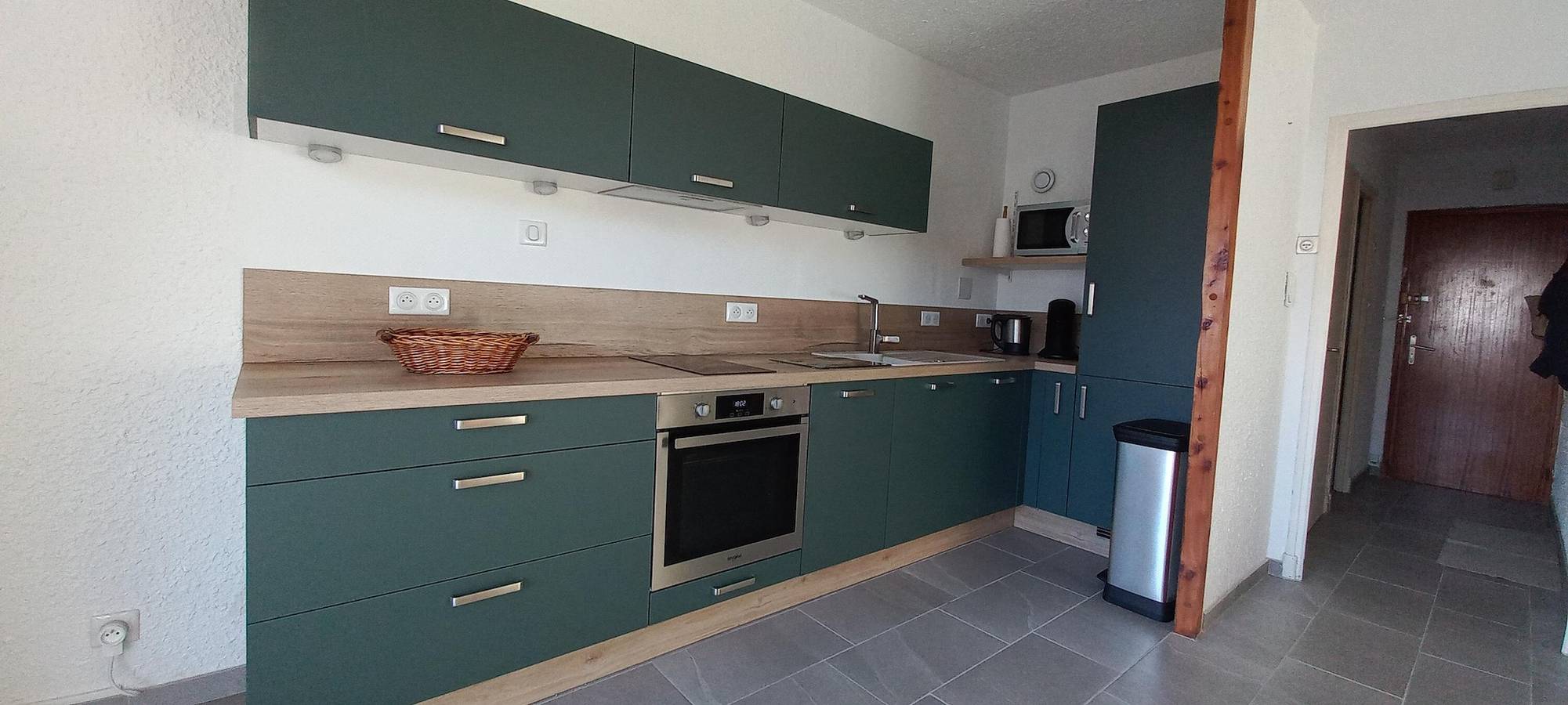 Ganze Wohnung, „Aux Aurores“ – Charmante Wohnung mit Balkon und Bergblick in Embrun, Nationalpark Écrins