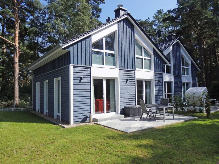 Ferienhaus für 7 Personen, mit Sauna und Garten sowie Terrasse, kinderfreundlich in Mönchgut-Granitz