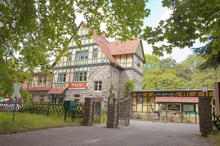 Hotel, mit Terrasse und Garten sowie Sauna