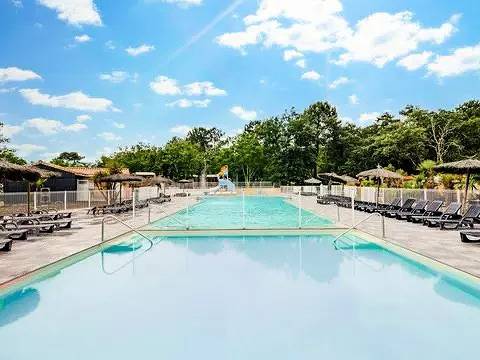 Camping pour 6 personnes à Arès - 3