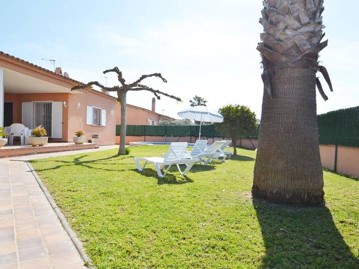 Casa Andrea con piscina privada in Riumar, Delta del Ebro