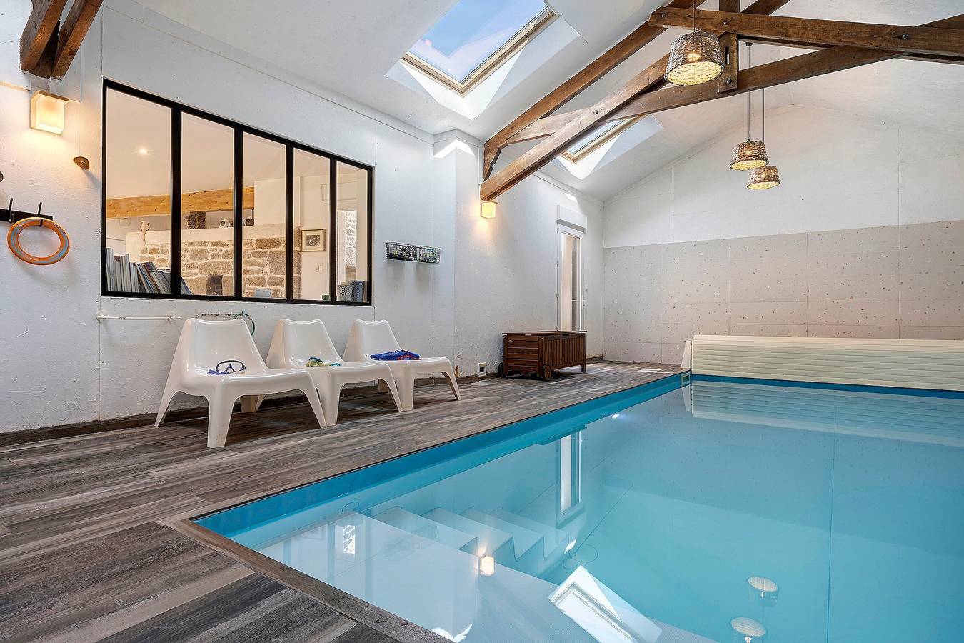 Maison de vacances « Kerlonie Votre Havre Familial » avec terrasse privée, Wi-Fi et climatisation in Kerlouan, Région de Brest