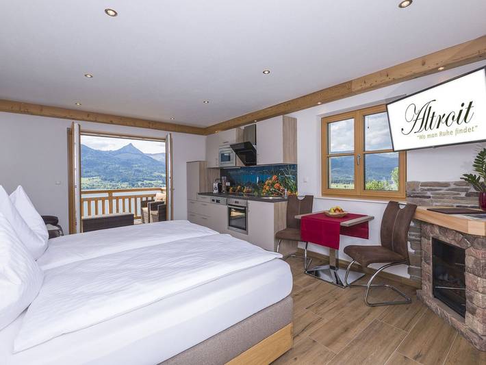 Bauernhof für 2 Personen, mit Ausblick und Seeblick sowie Sauna und Garten, kinderfreundlich am Wolfgangsee