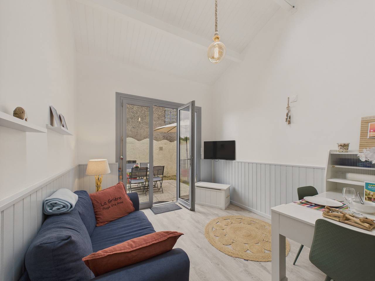 Estudio entero, 750m de la plage- Studio avec petit jardin pour 2 in La Tranche-sur-Mer, Vandea