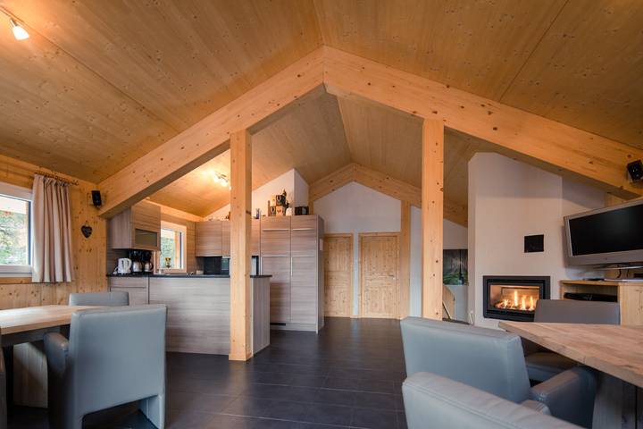 Chalet für 16 Personen, mit Balkon und Whirlpool sowie Sauna an der Turracher Höhe