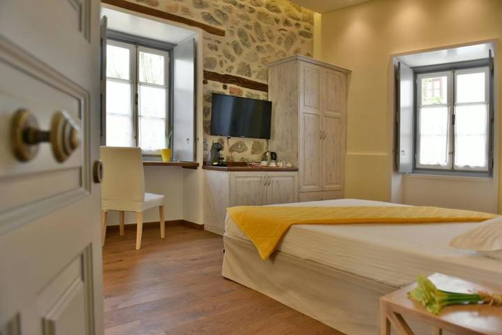 Maison d’hôte pour 3 personnes, avec jardin à Hydra - 2