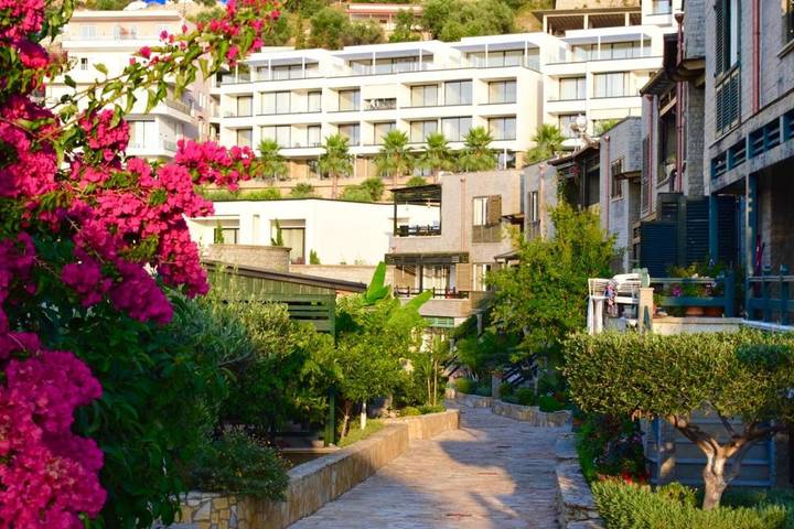 Apartamento de vacaciones para 3 personas, con vistas además de balcón y piscina - 1