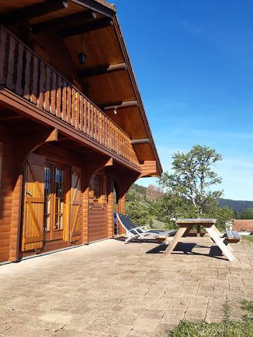 Maison de campagne pour 6 personnes, avec terrasse ainsi que sauna et jardin, animaux acceptés à Xonrupt-Longemer